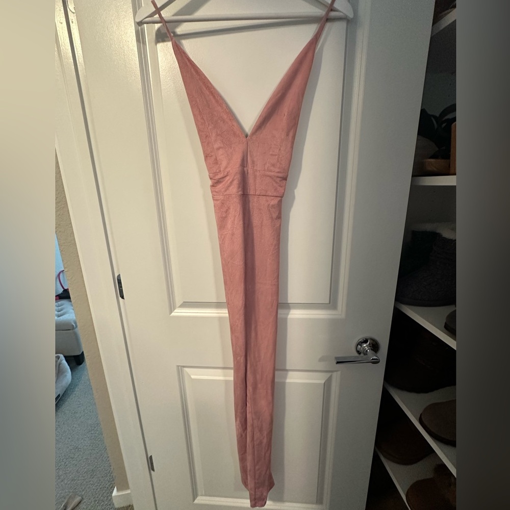 🔥 Deep V Mauve Jumpsuit